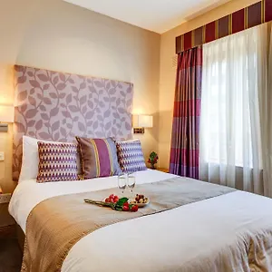 kingfisher-townhouse-guest-house.dublin-hotelsweb.com/